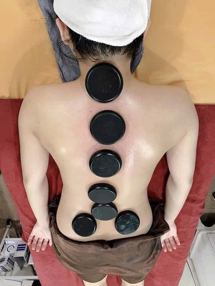 Inside Tran Hang Spa